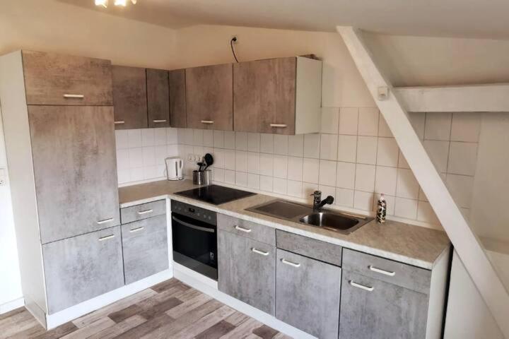 1 Zkb Dg Ferienwohnung - Direkt Am Kurpark - Zentrale Lage Вилхелмсхафен Екстериор снимка